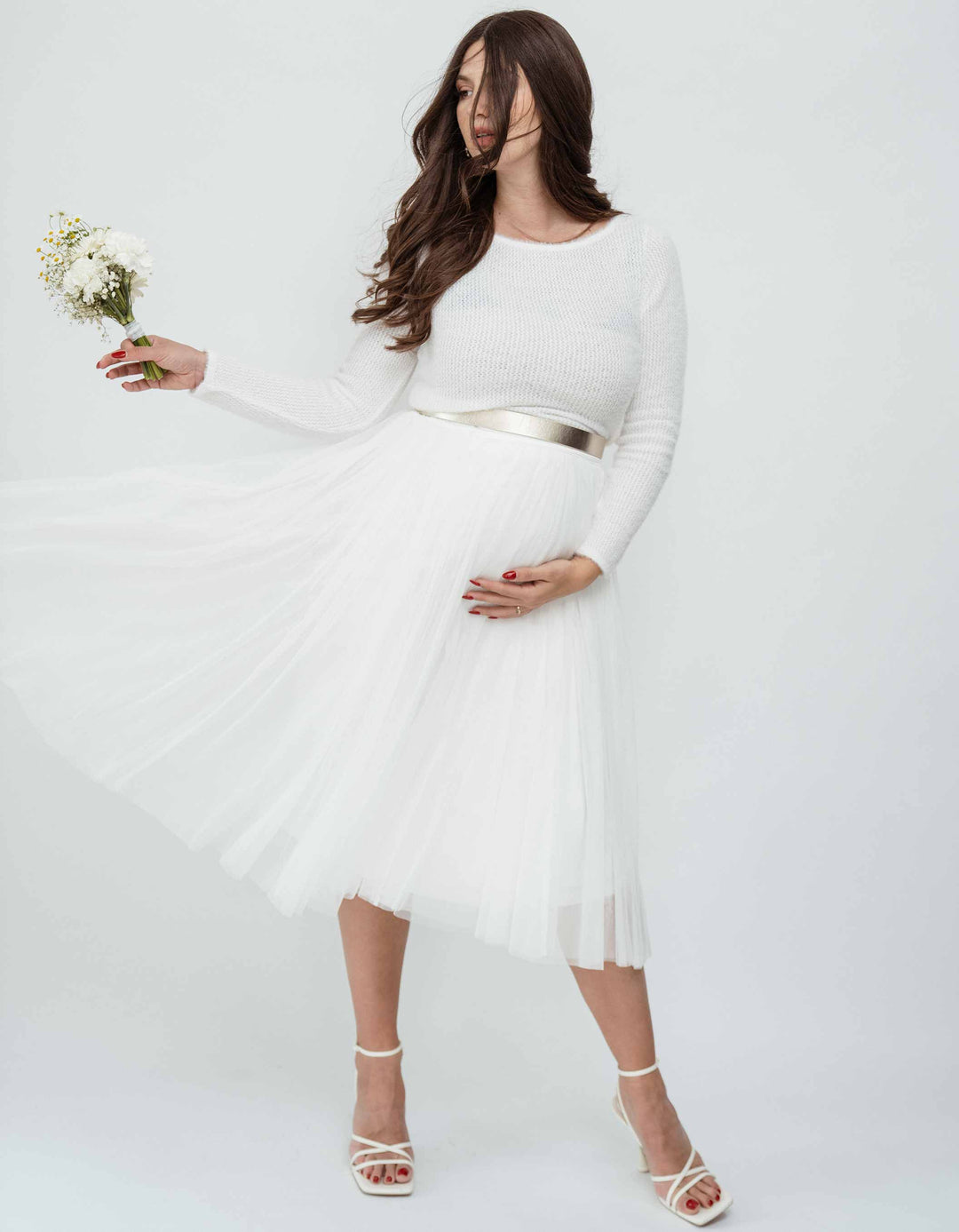 andcompliments_online_shop_brautmode_tulle_skirt_tuellrock_tuell_braut_hochzeit_online_shoppen_crop_top_schwanger_oberteile_umstandsmode_oberteil_schwanger_braut_pullover_standesamt