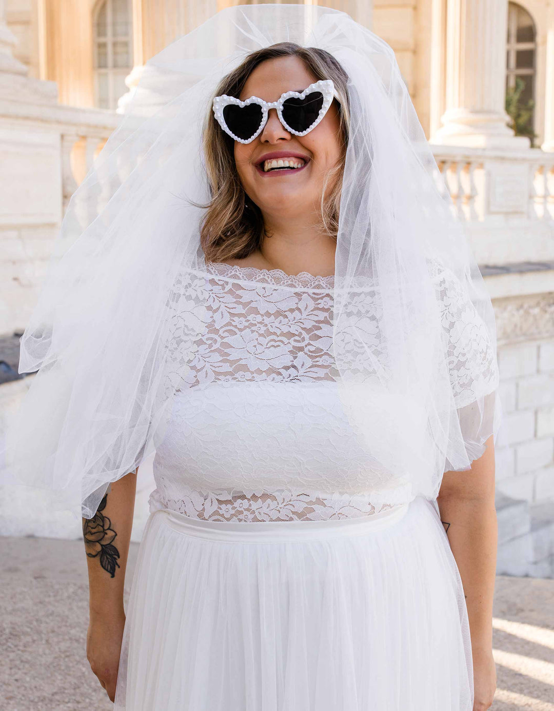 andcompliments_online_shop_brautmode_tulle_skirt_tuellrock_tuell_braut_hochzeit_online_shoppen_crop_top_schwanger_oberteile-oliva-harlbarm-curvy-3