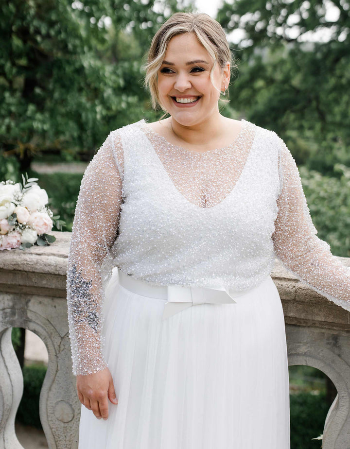 andcompliments_online_shop_brautmode_tulle_skirt_tuellrock_tuell_braut_hochzeit_online_shoppen_grasse_langarm_silber