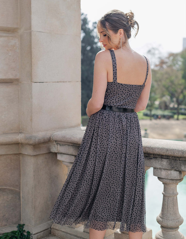 andcompliments_online_shop_brautmode_tulle_skirt_tuellrock_tuell_braut_hochzeit_online_shoppen_jan_kulke_alt_nude_soft_powder_midi_taupe_dot