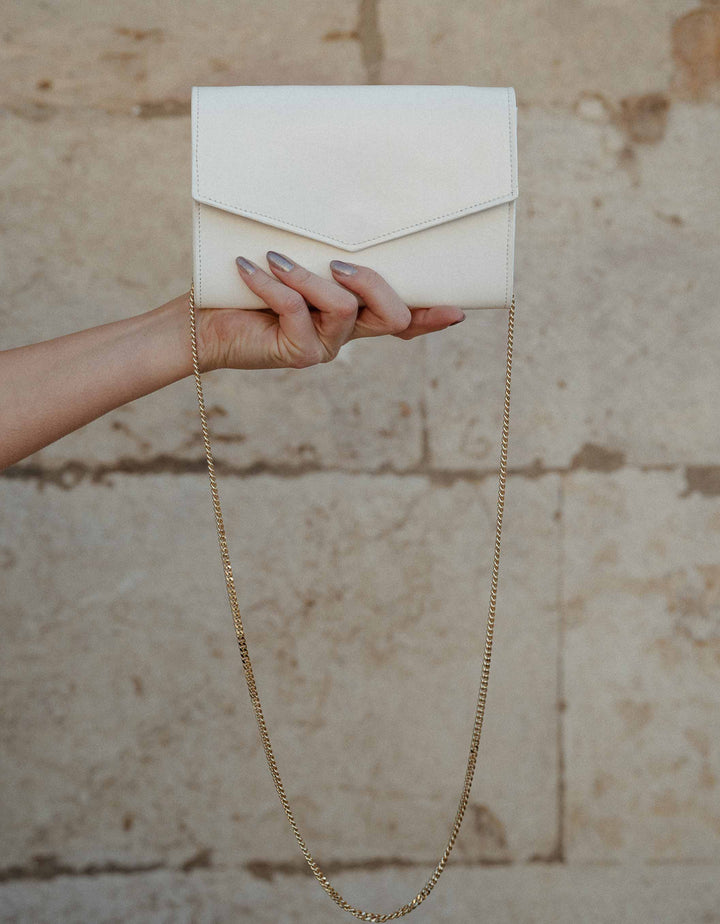 andcompliments_online_shop_brautmode_tulle_skirt_tuellrock_tuell_braut_hochzeit_online_shoppen_mini_clutch_weiss_cremeweiss-gold