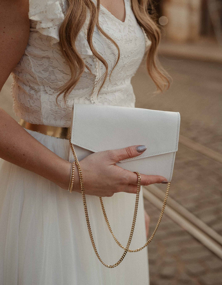 andcompliments_online_shop_brautmode_tulle_skirt_tuellrock_tuell_braut_hochzeit_online_shoppen_mini_clutch_weiss_cremeweiss-gold