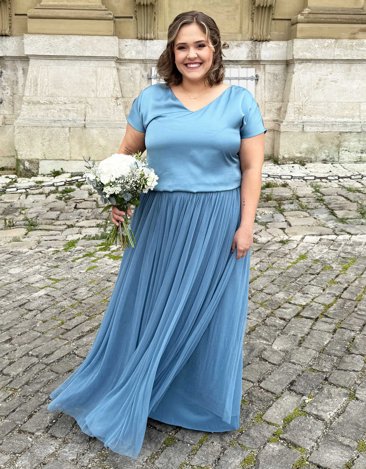 andcompliments_online_shop_brautmode_tulle_skirt_tuellrock_tuell_braut_hochzeit_online_shoppen_oceandusk