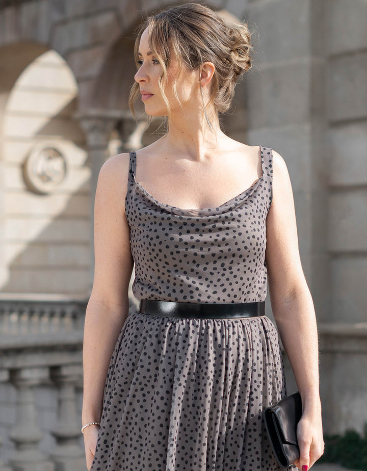 constant_love_online_shop_braut_hochzeit_andcompliments_berlin_team_braut_tuellrock_brautkleid_kleid_standesamt_clean_tuell_dot