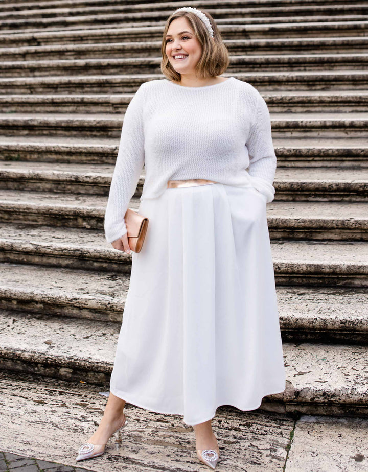constant_love_online_shop_braut_hochzeit_andcompliments_berlin_team_braut_tuellrock_tuell_rock_spitze_spitzenoberteil_brautkleid_kleid_langarm_aermel_standesamt_boho_body_clean_pullover_braut