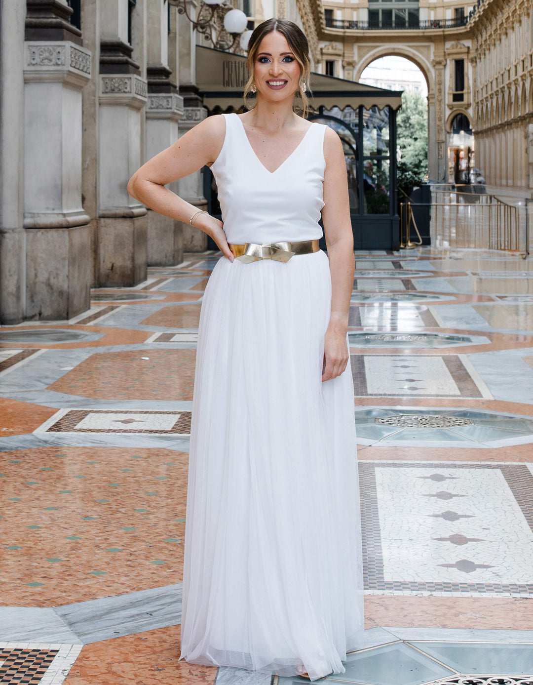 constant_love_online_shop_braut_hochzeit_andcompliments_berlin_team_braut_tuellrock_tuell_rock_spitze_spitzenoberteil_brautkleid_kleid_langarm_aermel_standesamt_boho_spitze_body_basic_b0f6ca43-124e-45ae-b281-2612be4bbc59