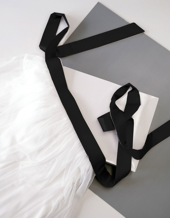 Constant Love Satinband Brautgürtel Schwarz