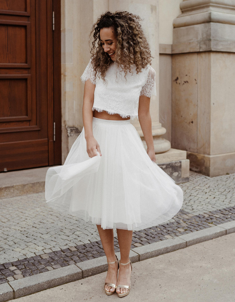 andcompliments_online_shop_brautmode_tulle_skirt_tullrock_tull_braut_hochzeit_online_shoppen_mix_and_match_spitzenoberteil_braut_top_venice