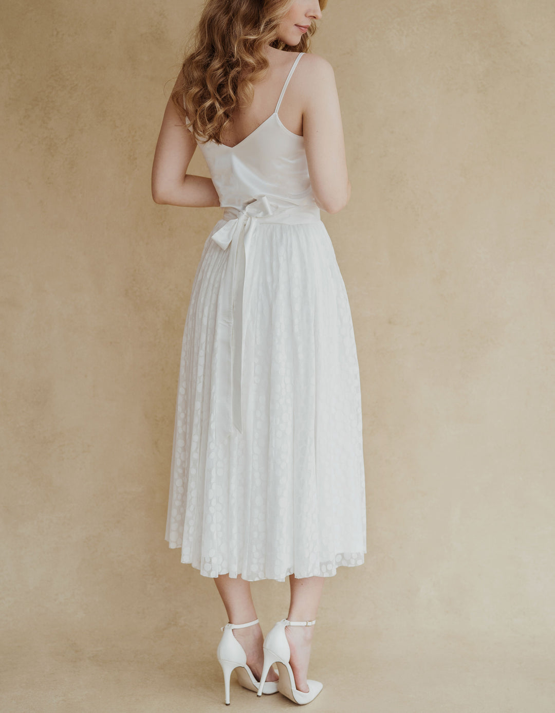 andcompliments_online_shop_brautmode_tulle_skirt_tullrock_tull_braut_hochzeit_online_shoppen_weiss_dot_muster_spitze_midi