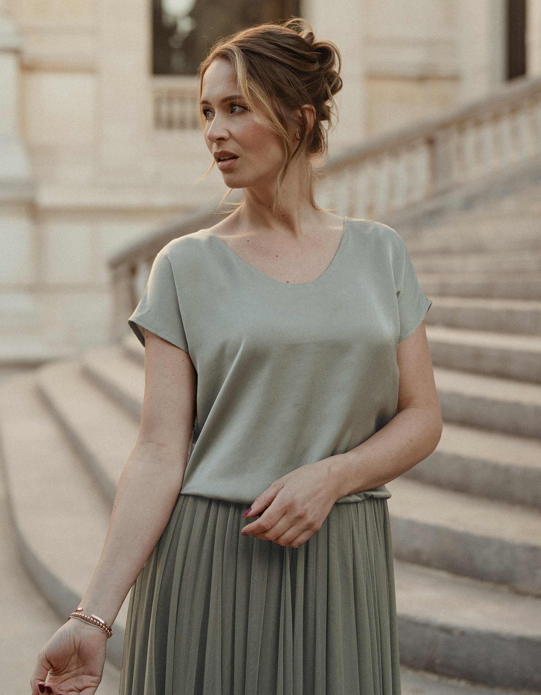andcompliments_constant_love_online_shop_braut_hochzeit_andcompliments_berlin_camisole_seidentop_standesamt_cremeweiss_top_rimini_gruen-1