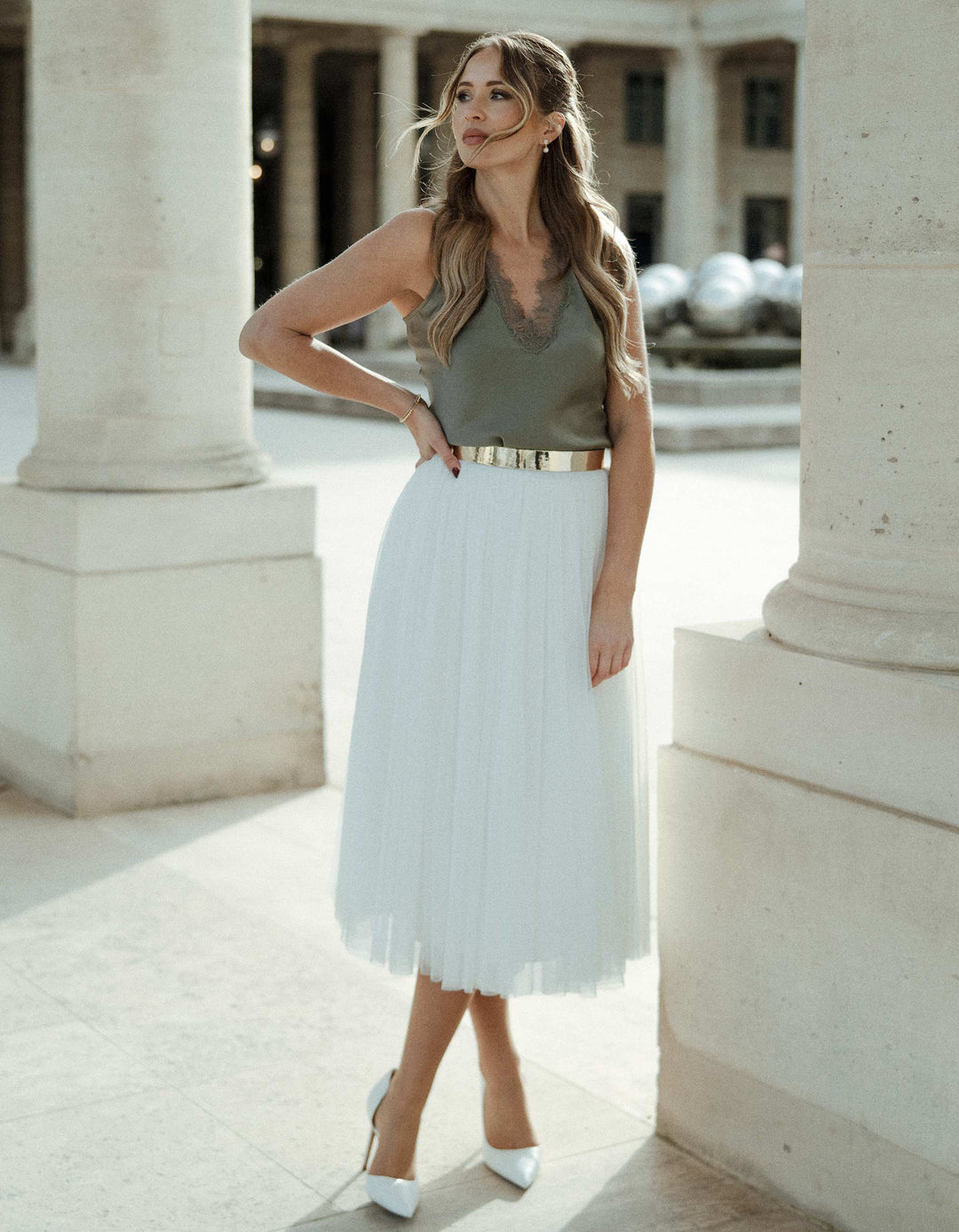 andcompliments_constant_love_online_shop_braut_hochzeit_andcompliments_berlin_camisole_seidentop_standesamt_olive_amiens