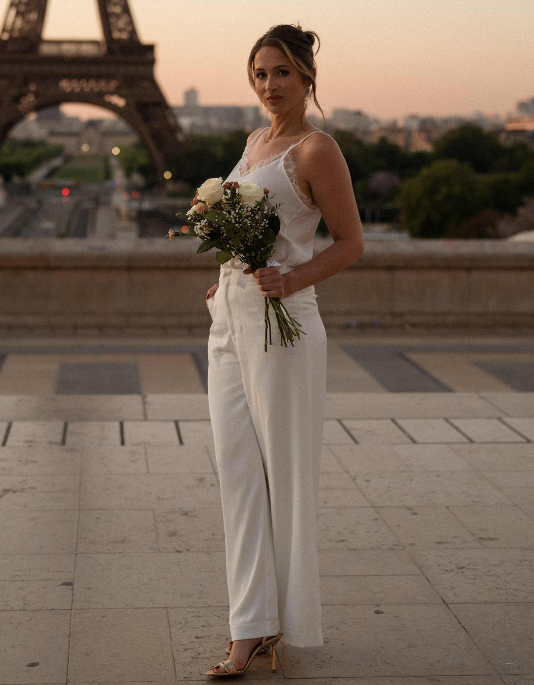 andcompliments_online_shop_brautmode_paillettenrock_skirt_sequins-skirt_braut_hochzeit_online_shoppen_overall_hose_jumpsuit_anzug_palazzo_weite_hose_braut_blazer_hose_weiss