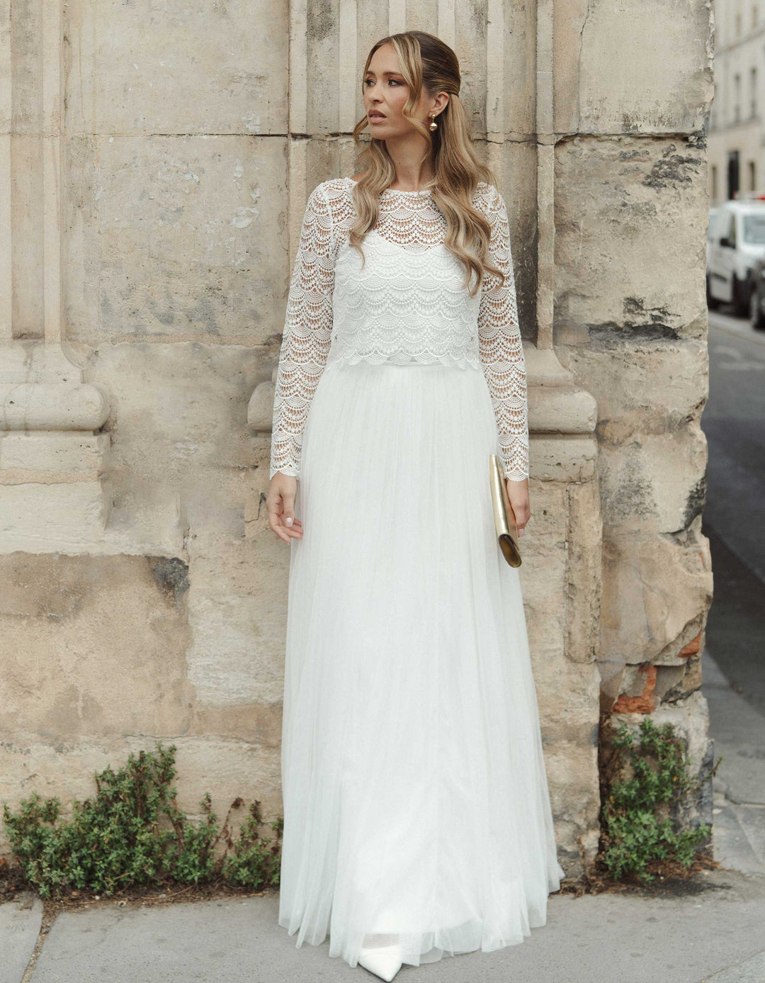 andcompliments_online_shop_brautmode_tulle_skirt_tuellrock_tuell_braut_hochzeit_online_shoppen_crop_top_langarm_spitze_oberteil_braut_bogen_wellen-8
