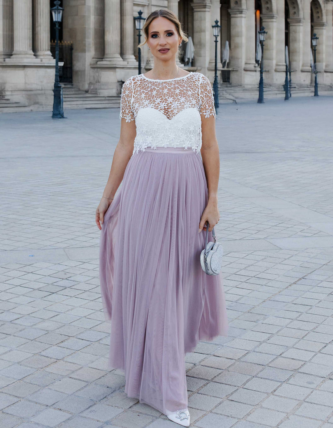 andcompliments_online_shop_brautmode_tulle_skirt_tuellrock_tuell_braut_hochzeit_online_shoppen_crop_top_langarm_spitze_oberteil_braut_halbarm_1