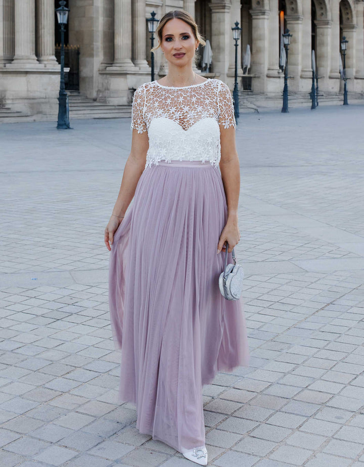andcompliments_online_shop_brautmode_tulle_skirt_tuellrock_tuell_braut_hochzeit_online_shoppen_crop_top_langarm_spitze_oberteil_braut_halbarm_1