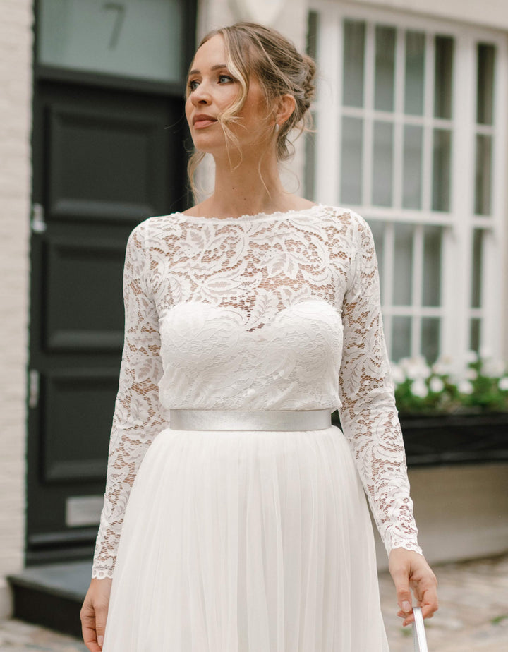 andcompliments_online_shop_brautmode_tulle_skirt_tuellrock_tuell_braut_hochzeit_online_shoppen_crop_top_langarm_spitze_oberteil_braut_london_2