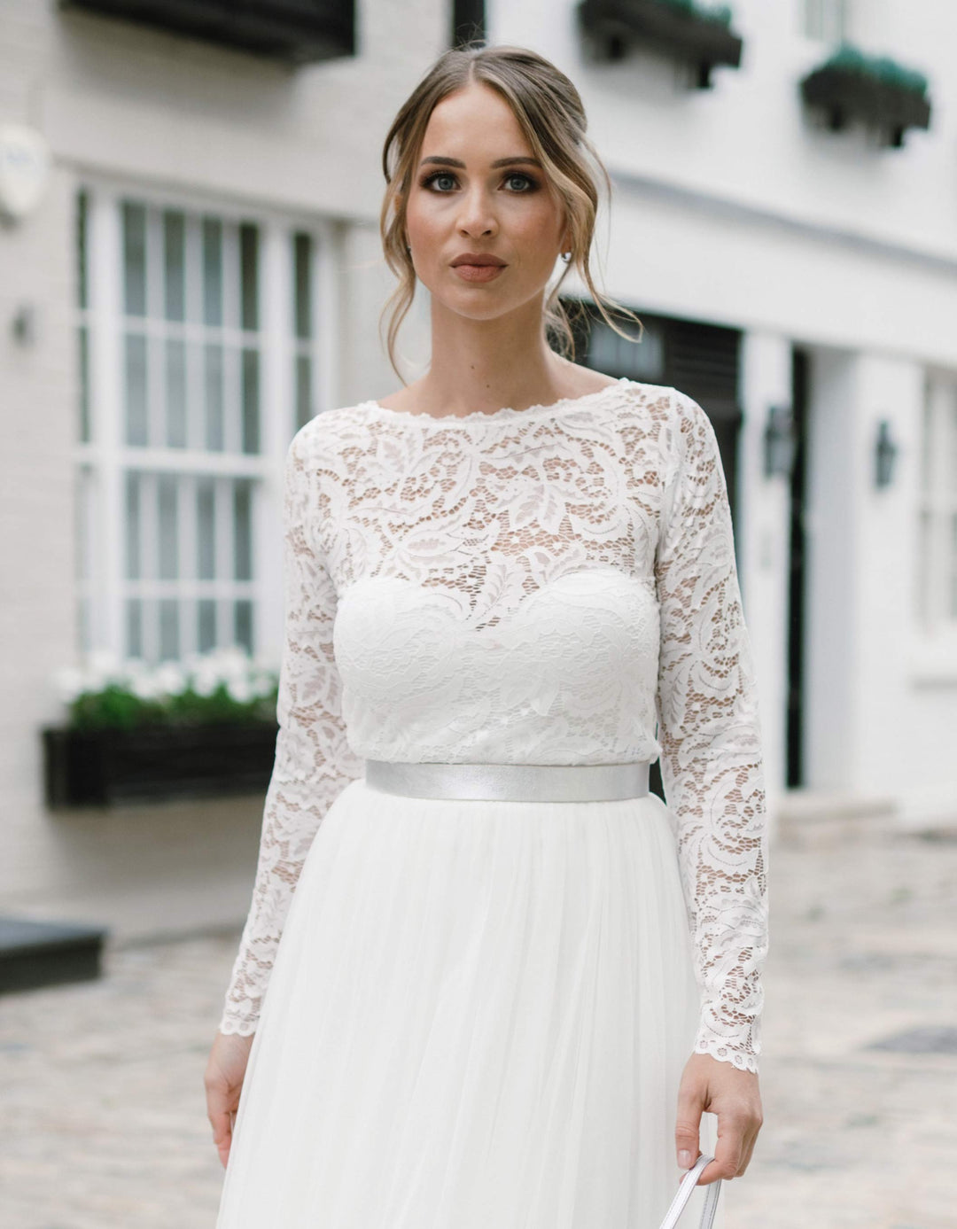 andcompliments_online_shop_brautmode_tulle_skirt_tuellrock_tuell_braut_hochzeit_online_shoppen_crop_top_langarm_spitze_oberteil_braut_london
