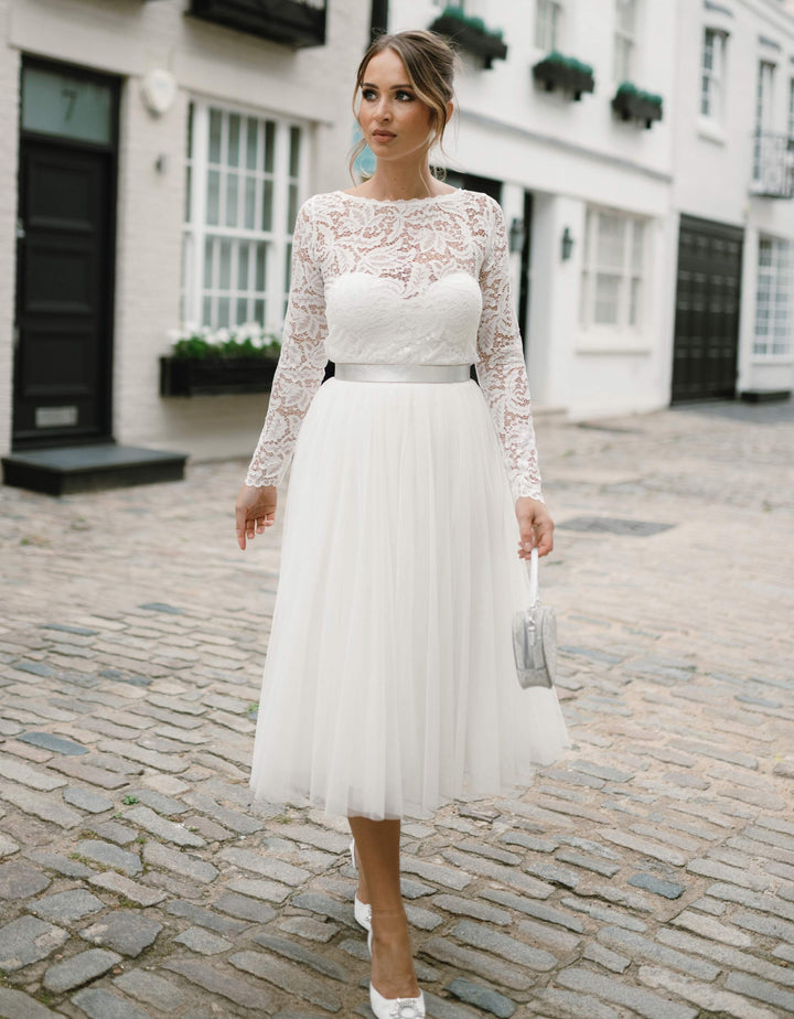 andcompliments_online_shop_brautmode_tulle_skirt_tuellrock_tuell_braut_hochzeit_online_shoppen_crop_top_langarm_spitze_oberteil_braut_london