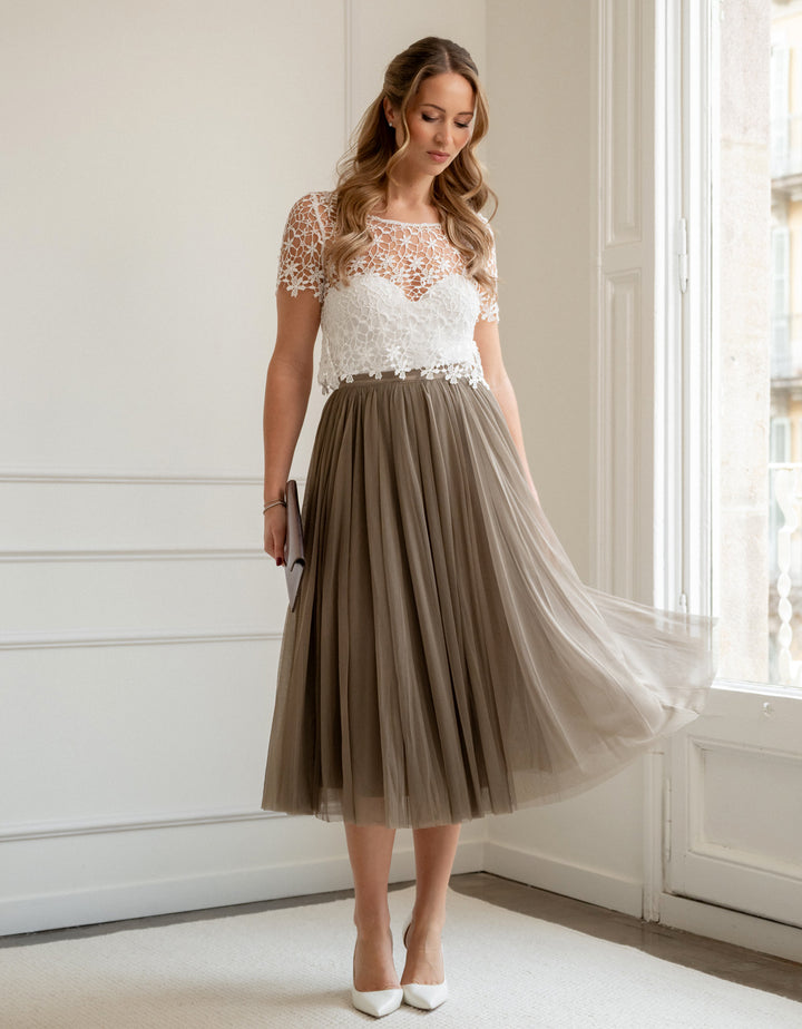 andcompliments_online_shop_brautmode_tulle_skirt_tuellrock_tuell_braut_hochzeit_online_shoppen_jan_kulke_alt_nude_soft_powder_midi_taupe_kein_brautkleid_top onlineshops_brautmode_in deutschland