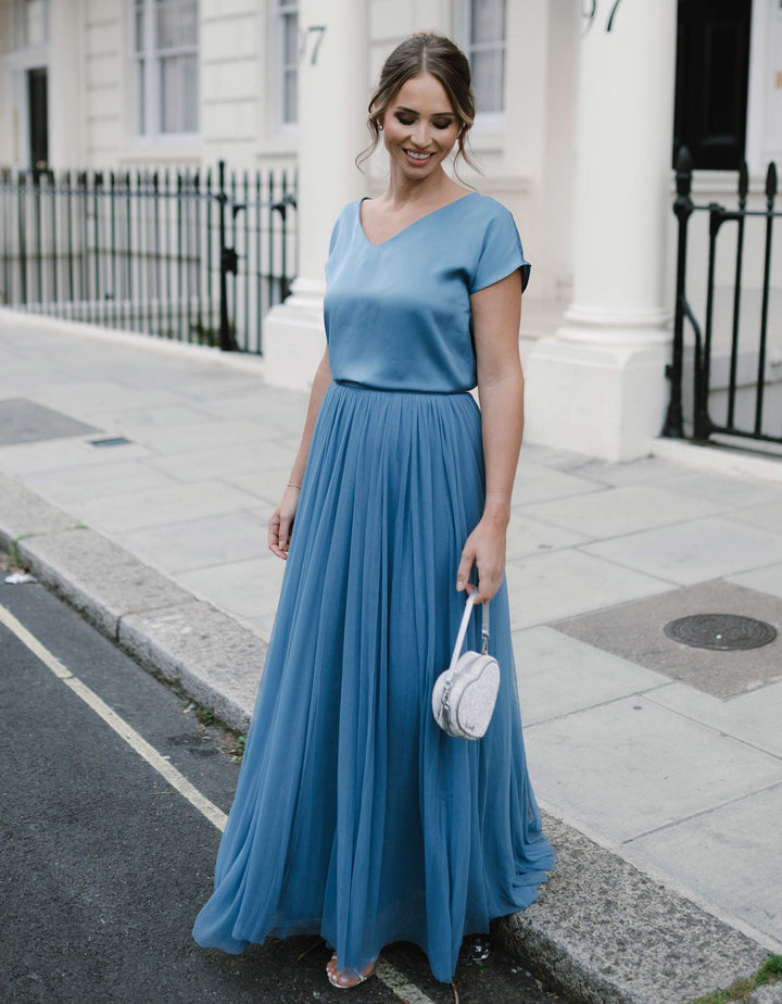 andcompliments_online_shop_brautmode_tulle_skirt_tuellrock_tuell_braut_hochzeit_online_shoppen_midi_oceandusk_lang