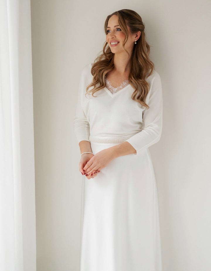 andcompliments_constant_love_online_shop_braut_hochzeit_andcompliments_berlin_camisole_seidentop_standesamt_olive_amiens_top onlineshops_brautmode_in deutschland_brautkleid