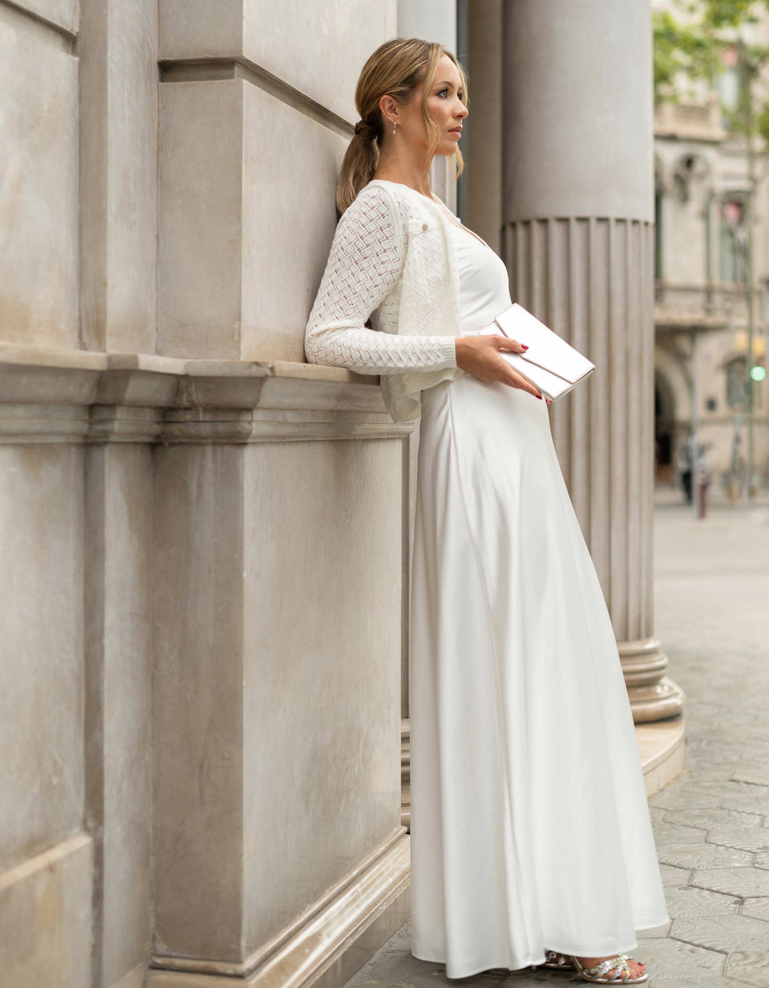 andcompliments_strick_pullover_kuschel_cashmere_wolle_wifey_braut_jga_hochzeit_andcompliments_constant_love_brautmode_online_shop_tuellrock_weiss