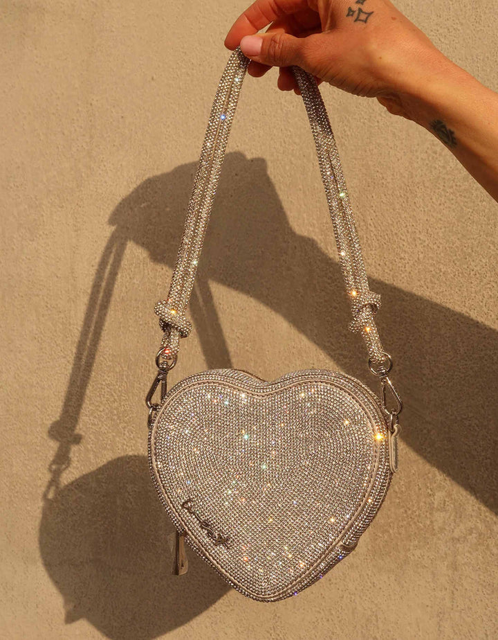 andcompliments_weat_we-eat-avocado_online_shop_accessoires_brautmode_Mini-Heart-crystal_heart_glitzer_pailletten_herz_braut_silber