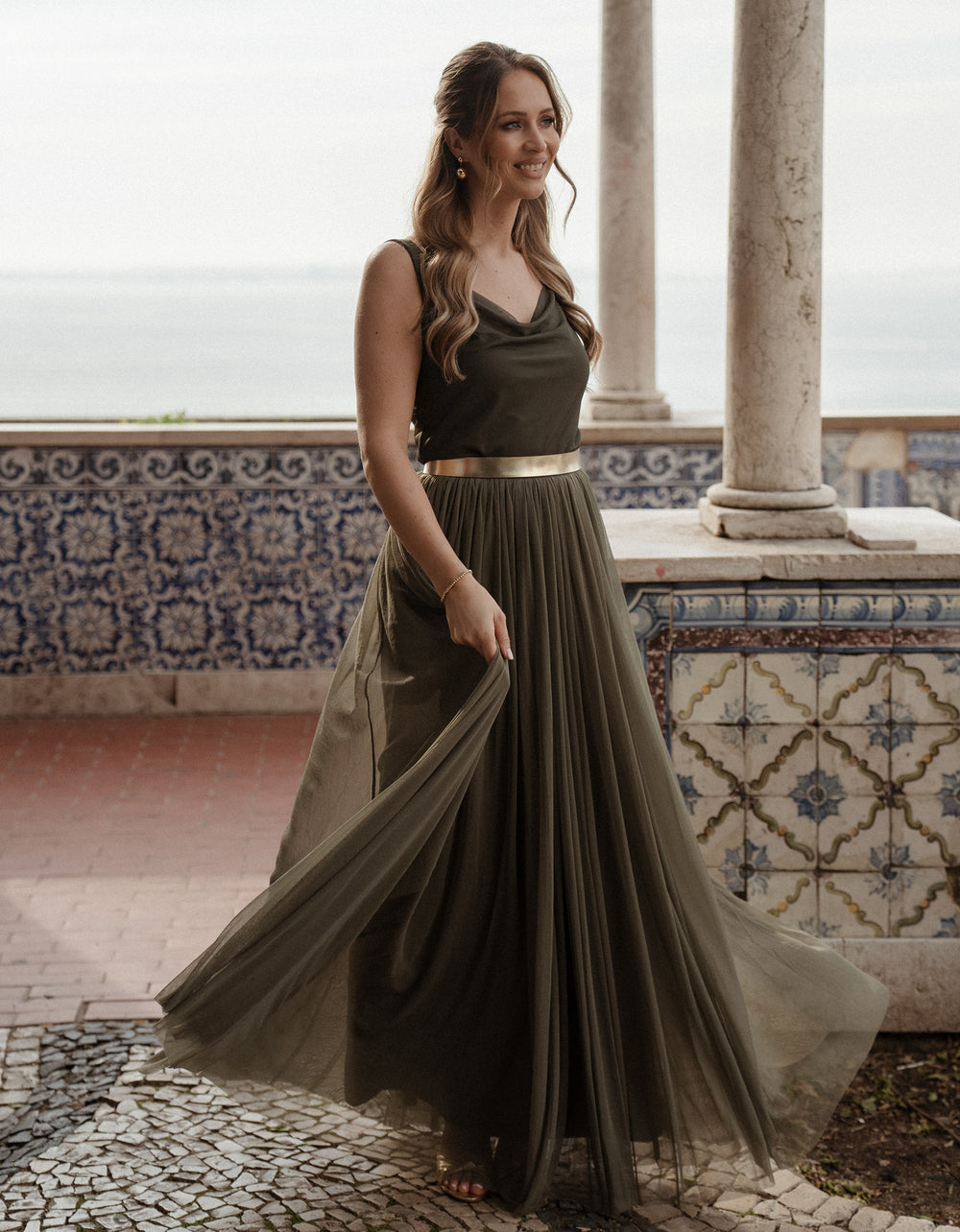 constant_love_online_shop_braut_hochzeit_andcompliments_berlin_team_braut_tuellrock_brautkleid_kleid_standesamt_clean_tuell_olive-9