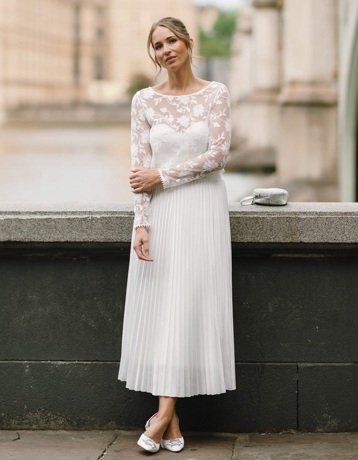CONSTANT LOVE Braut Spitzenoberteil TOURNAY Langarm Cremeweiss