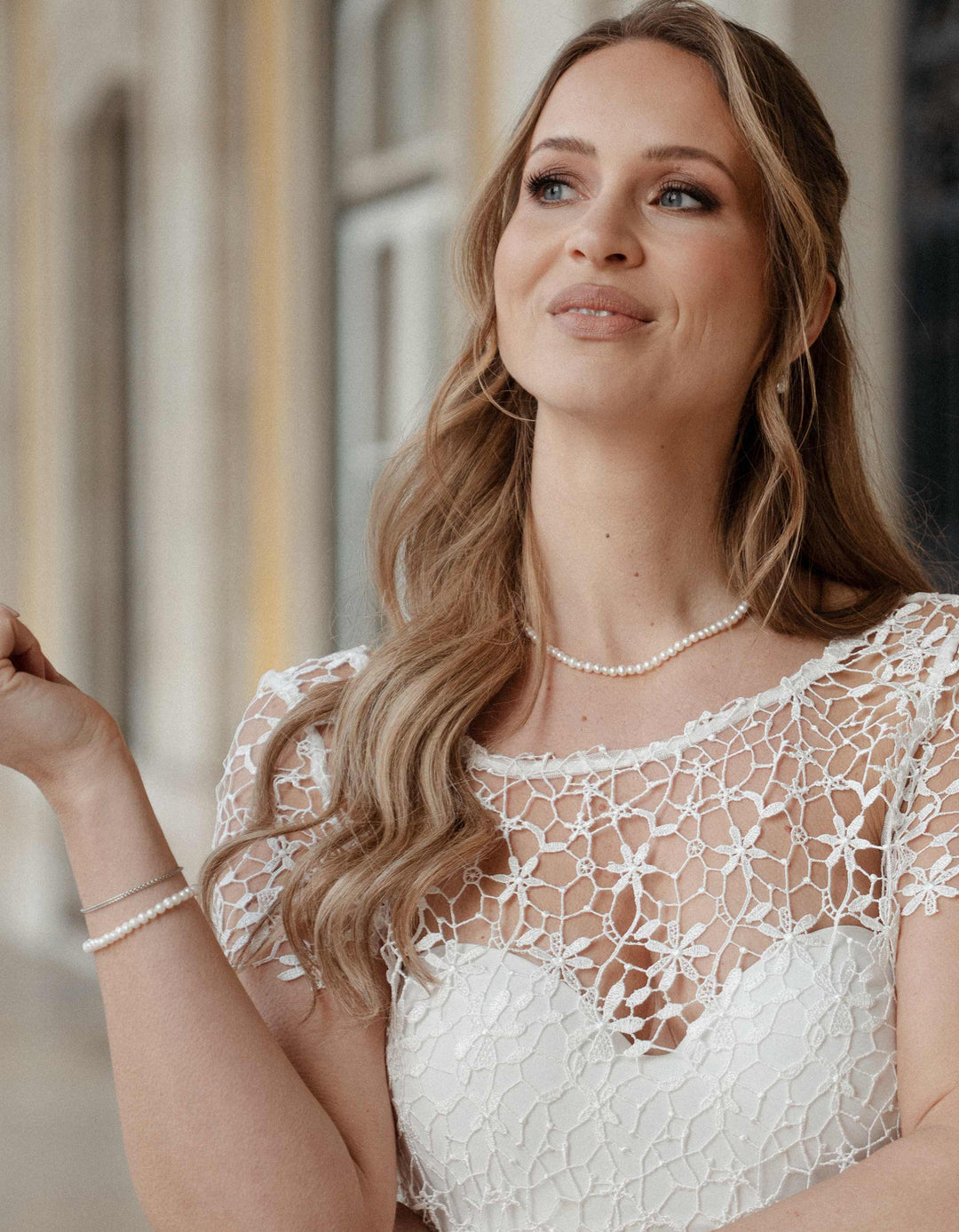 constant_love_tuellrock_hochzeit_gast_standesamt_brautjungfern_weiss_mix_and_match_goldschmuck_set_silber_brautschmuck_brautohrringe_kette_armband_schlicht_perlen_steine_CLS-019-Perle