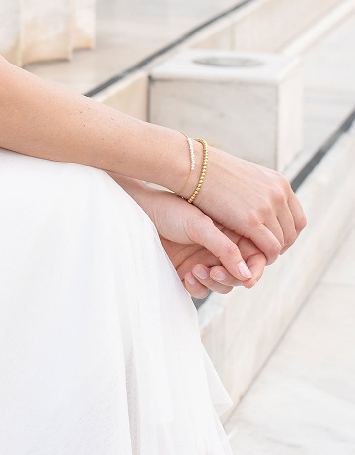 constant_love_tuellrock_hochzeit_gast_standesamt_brautjungfern_weiss_mix_and_match_goldschmuck_set_silber_brautschmuck_brautohrringe_kette_armband_schlicht_perlen_steine_C
