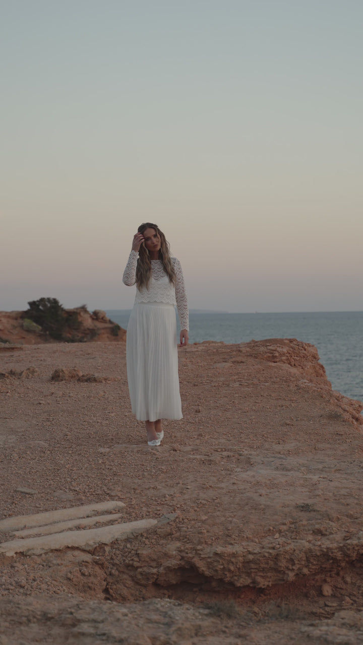 constant_love_tuellrock_hochzeit_standesamt_weiss_non_oui_cremewiss_midi_welche-arten-von-plissee-gibt-es_welchen-rock-traegt-man-zur-hochzeit_brautmode_online-shoppen_Plissee-Tuellrock