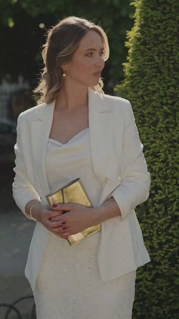 Constant Love Clutch - Shiny Gold