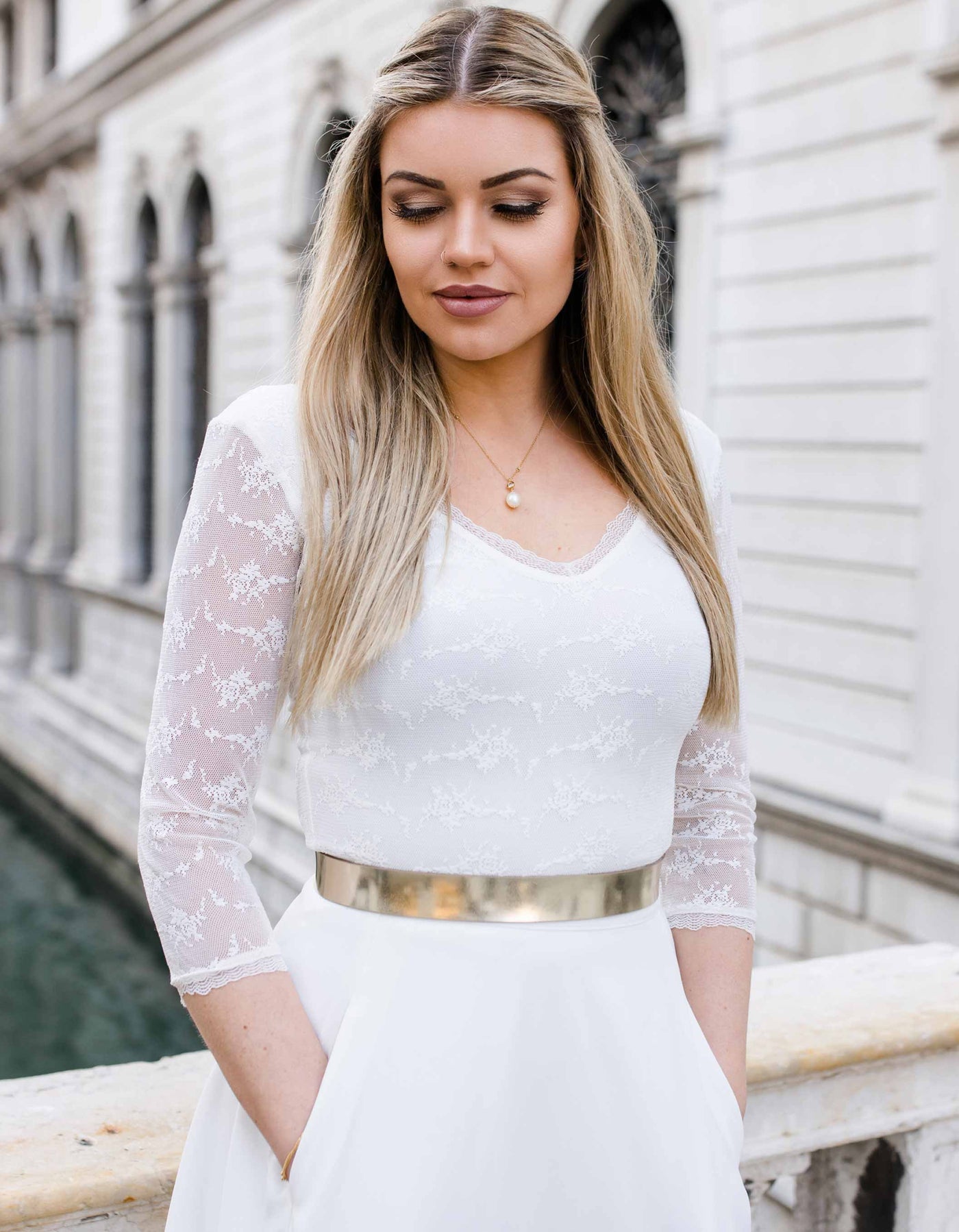 constant_love_tuellrock_hochzeit_gast_standesamt_brautjungfern_weiss_mix_and_match_goldschmuck_set_silber_brautschmuck_brautohrringe_kette_armband_schlicht_perlen_steine_CLS-011
