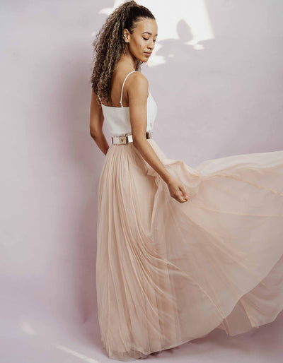 andcompliments_online_shop_brautmode_tulle_skirt_tuellrock_tuell_braut_hochzeit_online_shoppen_jan_kulke_alt_nude_soft_powder_lang_beige-lang