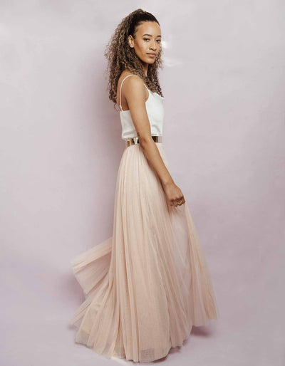 andcompliments_online_shop_brautmode_tulle_skirt_tuellrock_tuell_braut_hochzeit_online_shoppen_jan_kulke_alt_nude_soft_powder_lang_beige-lang