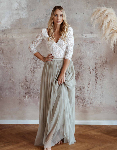 tüllrock_lang_braut_brautjungfer_tüll_zwischen_tüll_und_tränen_pinterest_mood_boho_braut_salbei  Alt-Text bearbeiten