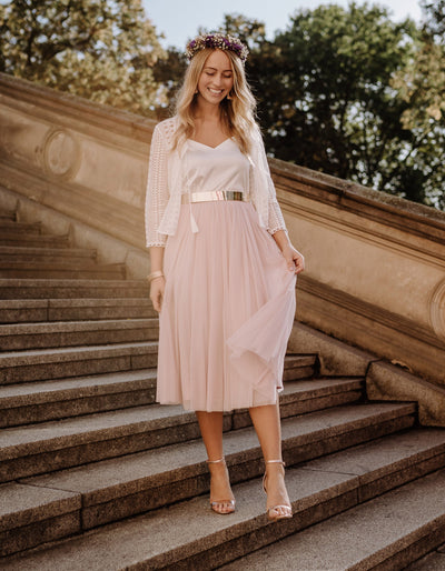 traenen_brautkleid_berater_brautkleid_finder_online_shopping_tüllrock_midi_kurz_grau_grün_jga_bridal_party_brautjungfern_vintage_boho_hochzeit_rosa