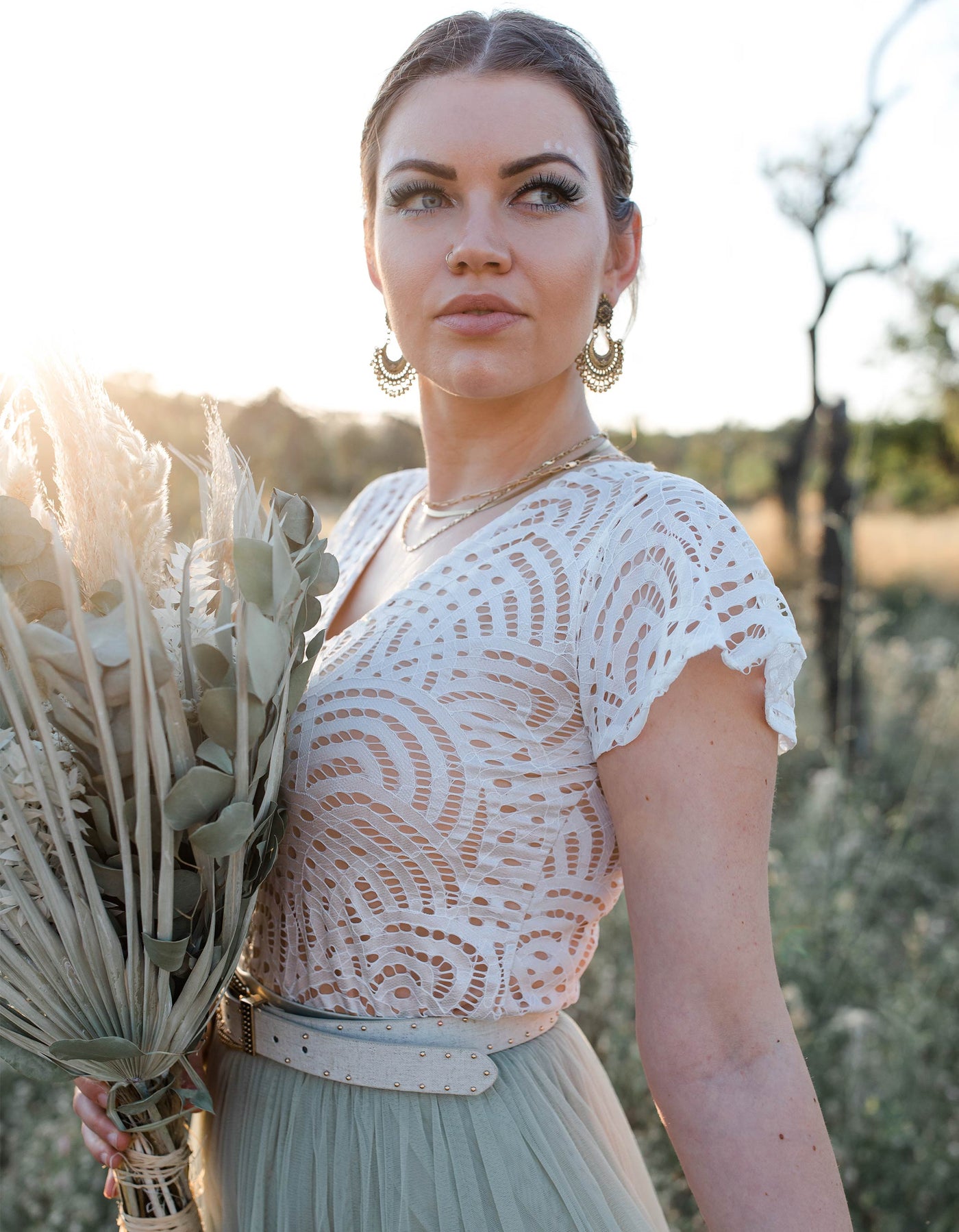 andcompliments_online_shop_brautmode_tulle_skirt_tullrock_tull_braut_hochzeit_online_shoppen_mix_and_match_spitzenoberteil_braut_top_biarritz-wave_1  Alternativen Text bearbeiten
