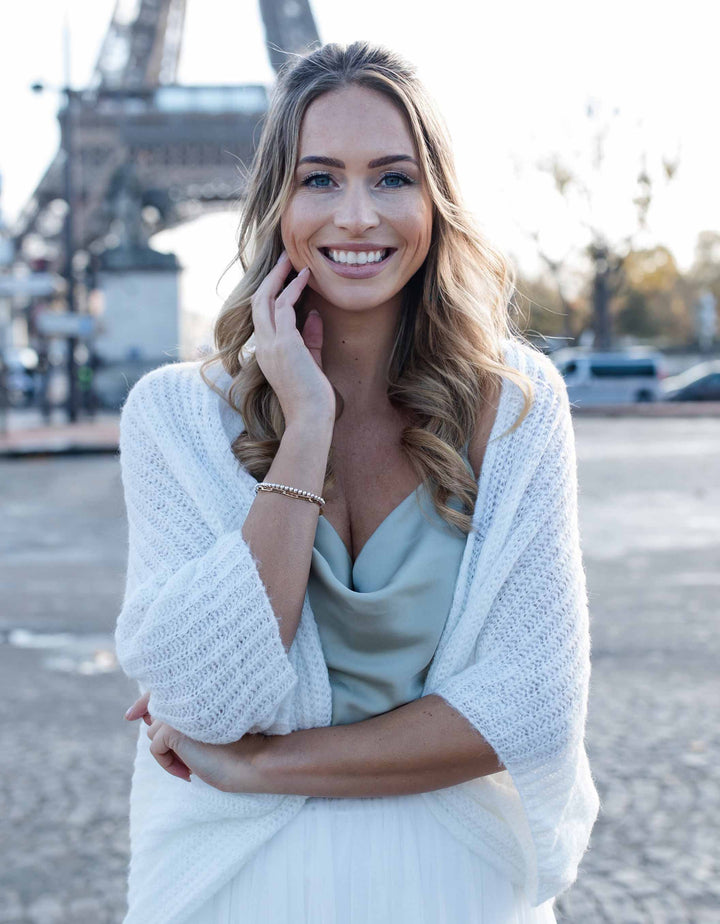 andcompliments_wifey_braut_jga_hochzeit_andcompliments_constant_love_brautmode_online_shop_tuellrock_tuell_rock_strick_stola_grobstrick_bolero_schal_cape_W