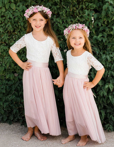 constant_love_online_shop_braut_hochzeit_andcompliments_berlin_standesamt_boho_spitze_blumen_maedchen_taufe_kommunion_kinder_maedchen_kleid_tuellrock_tuell_kleid_spitze-softrose_mädchen_kommunion_kleid_prinzessin_bequem_made_in_europe  Alt-Text bearbeiten