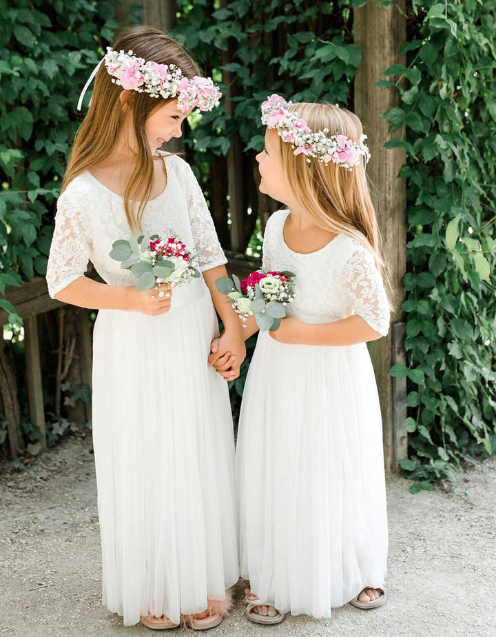 constant_love_online_shop_braut_hochzeit_andcompliments_berlin_standesamt_boho_spitze_blumen_maedchen_taufe_kommunion_kinder_maedchen_kleid_tuellrock_tuell_kleid_spitze-softrose_mädchen_kommunion_kleid_prinzessin_bequem_made_in_europe  Alt-Text bearbeiten