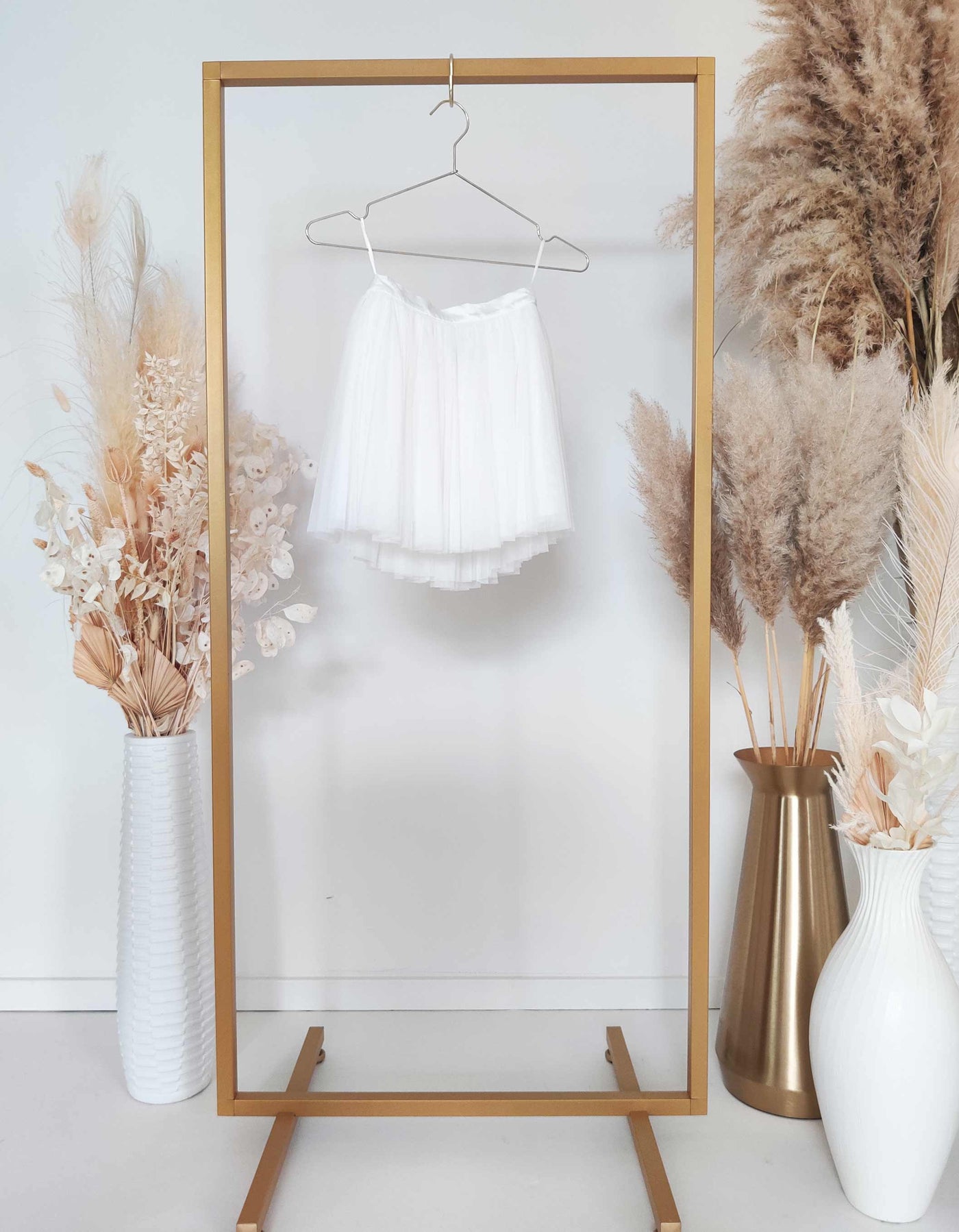    constant_love_online_shop_braut_hochzeit_andcompliments_berlin_standesamt_boho_spitze_blumen_maedchen_taufe_kommunion_kinder_maedchen_kleid_tuellrock_tuell_rock