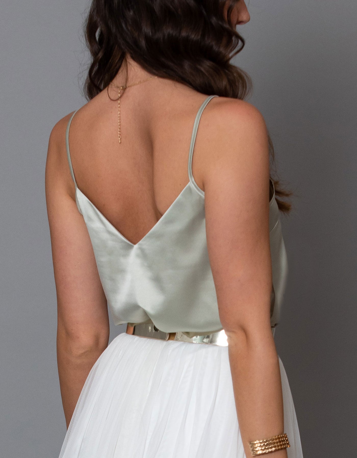 satin_top_constant_love_wie_kombiniere_ich_einen_tüllrock_outfit_mit_tüllrock_stretch_satin_top_standesamt_braut_mode_online_shop