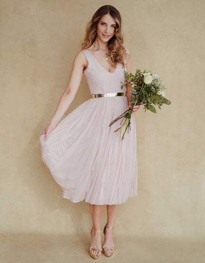 constant_love_online_shop_braut_hochzeit_andcompliments_berlin_team_braut_tullrock_tull_rock_spitze_spitzenoberteil_brautkleid_kleid_langarm_armel_standesamt_boho_spitze_body_basic_brautjungfern_outfit_hochzeitsgast