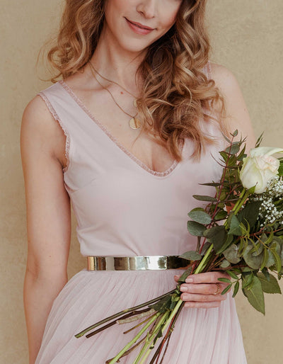 constant_love_online_shop_braut_hochzeit_andcompliments_berlin_team_braut_tullrock_tull_rock_spitze_spitzenoberteil_brautkleid_kleid_langarm_armel_standesamt_boho_spitze_body_basic_brautjungfern_outfit_hochzeitsgast