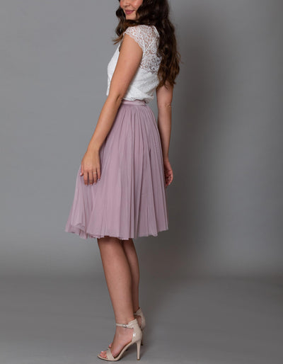traenen_brautkleid_berater_brautkleid_finder_online_shopping_tüllrock_midi_kurz_grau_grün_jga_bridal_party_brautjungfern_vintage_boho_hochzeit_altrosa