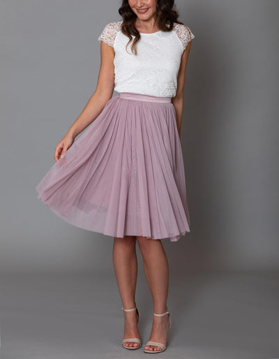 traenen_brautkleid_berater_brautkleid_finder_online_shopping_tüllrock_midi_kurz_grau_grün_jga_bridal_party_brautjungfern_vintage_boho_hochzeit_altrosa