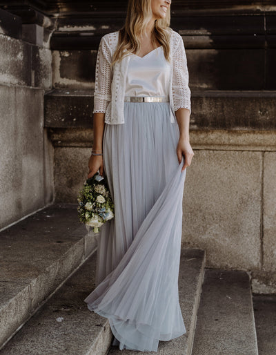 constant_love_tuellrock_mauve_rosa_altrosa_hochzeit_gast_standesamt_brautjungfern_rauchblau_lang_pastellblau_winter_hochzeit_corona_outfit_alternative_brautkleid