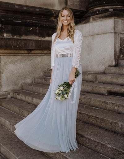 constant_love_tuellrock_mauve_rosa_altrosa_hochzeit_gast_standesamt_brautjungfern_rauchblau_lang_pastellblau_winter_hochzeit_corona_outfit_alternative_brautkleid